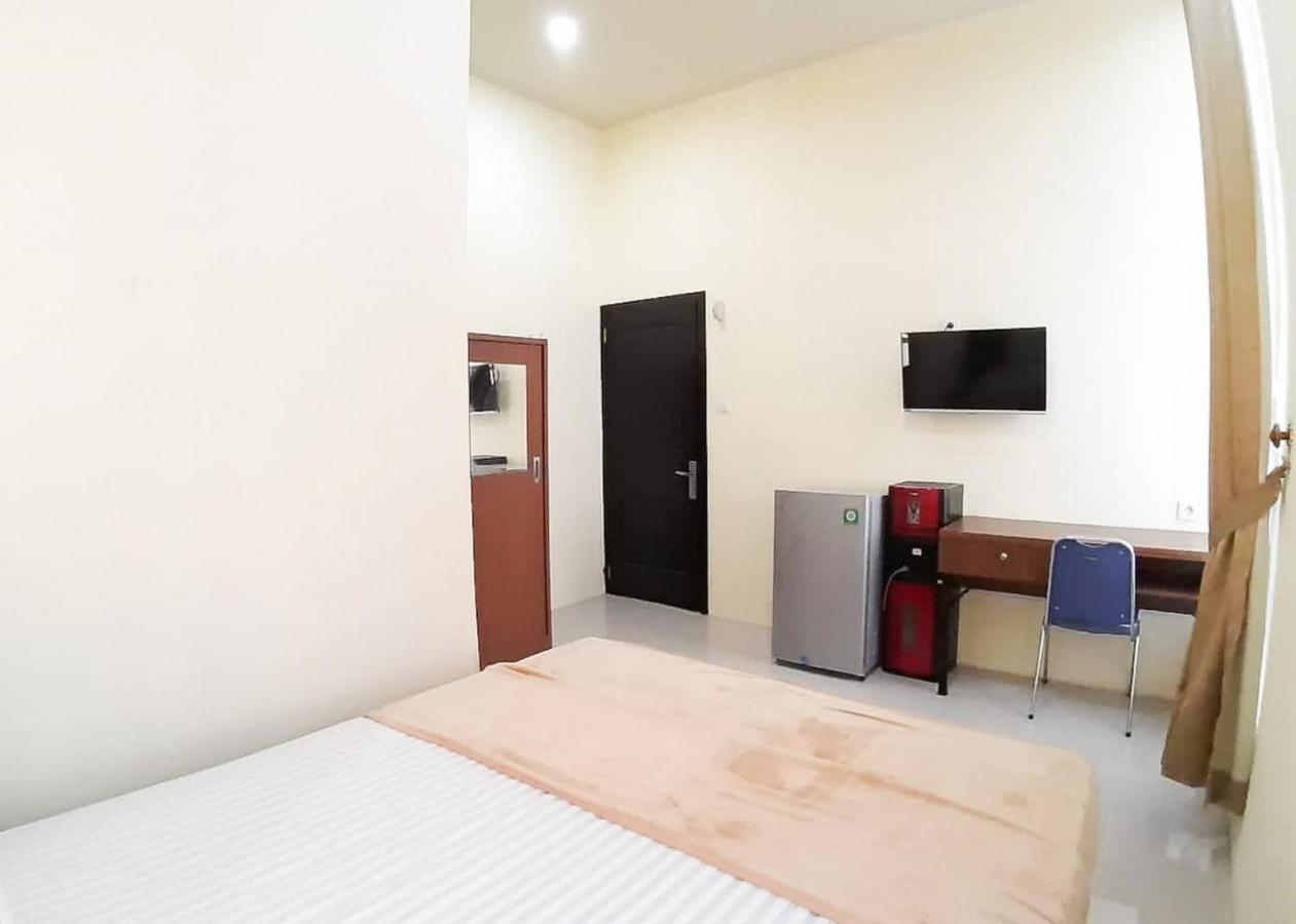 RedDoorz Syariah near Transmart Jambi 2 Hotel Paalmerah Luaran gambar