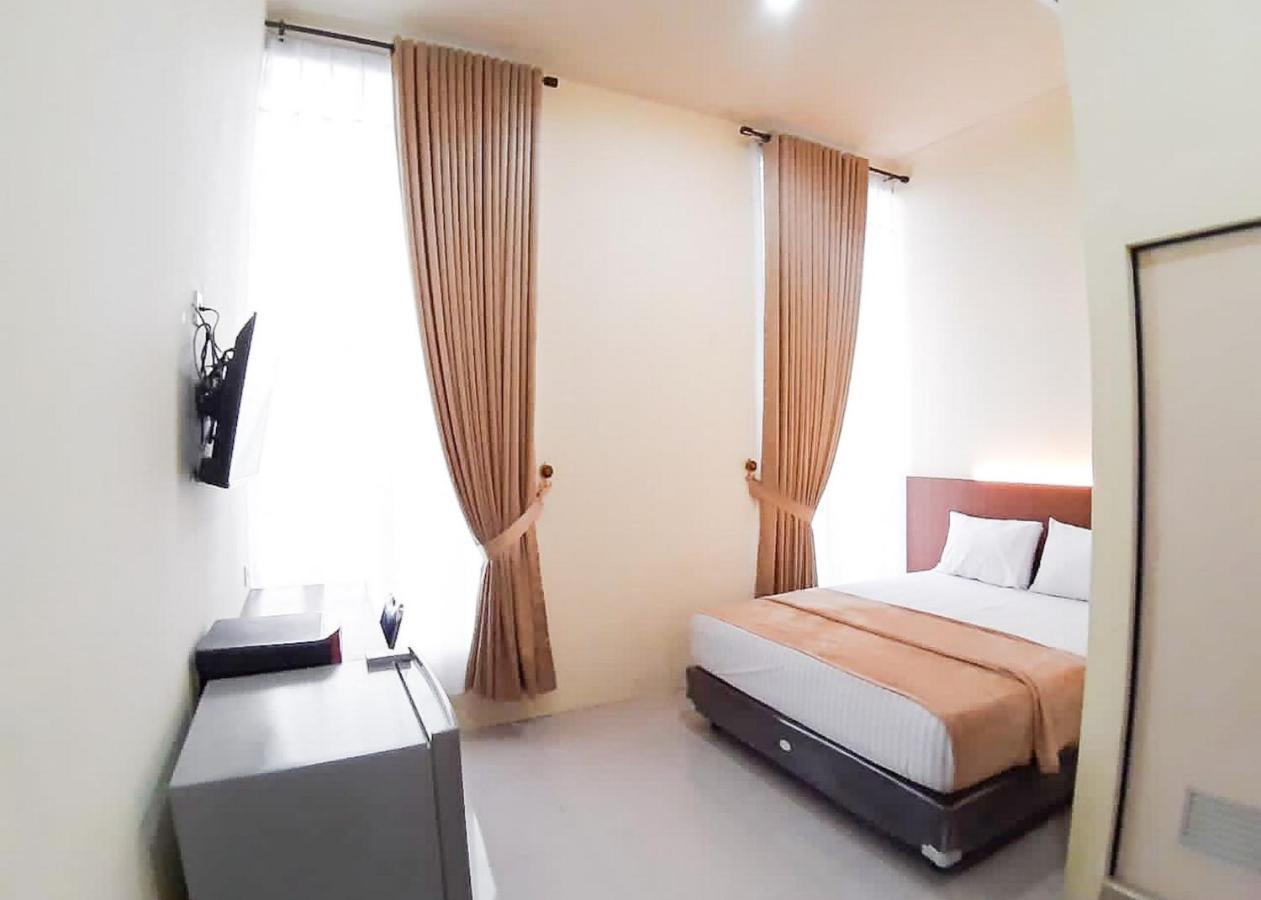 RedDoorz Syariah near Transmart Jambi 2 Hotel Paalmerah Luaran gambar